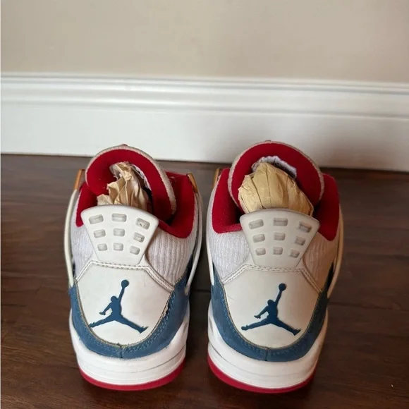 Jordan Air 4 Retro Little Kid “Messy Room” Blue, White and Red Size 4 - Picture 5 of 14